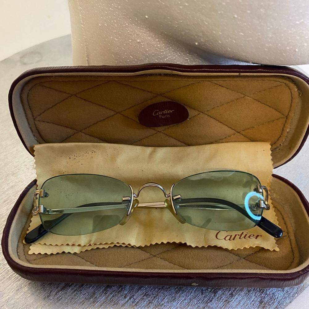 Rare VINTAGE 90s Cartier scala 135 c de Cartier  beveled green lenses Sunglasses
